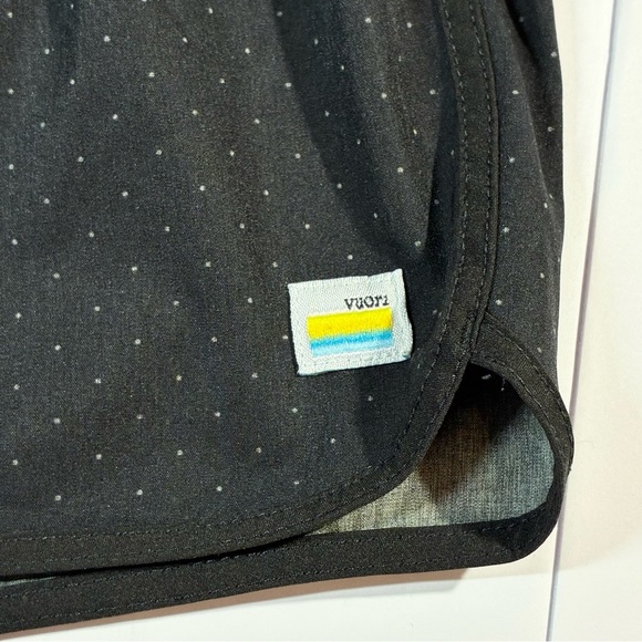 Vuori Mens Banks Shorts Size XL Black Micro Dot Athletic Stretch Style: V330 - Picture 3 of 8